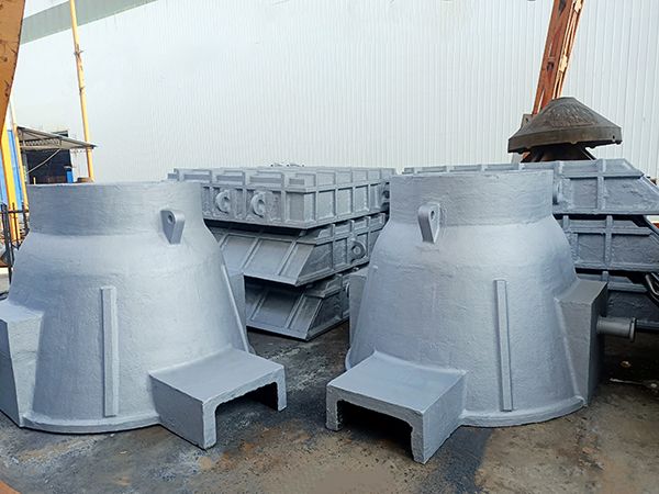 廠家如何順應趨勢提高大型鑄鋼件-渣罐的生產質量